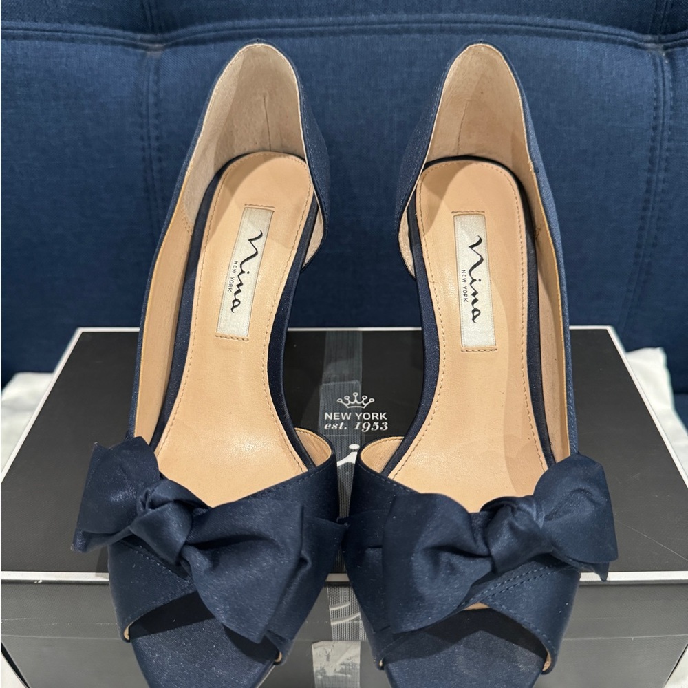 Nina Forbes2 Navy Satin Shoes Sz 7 - Picture 2 of 6